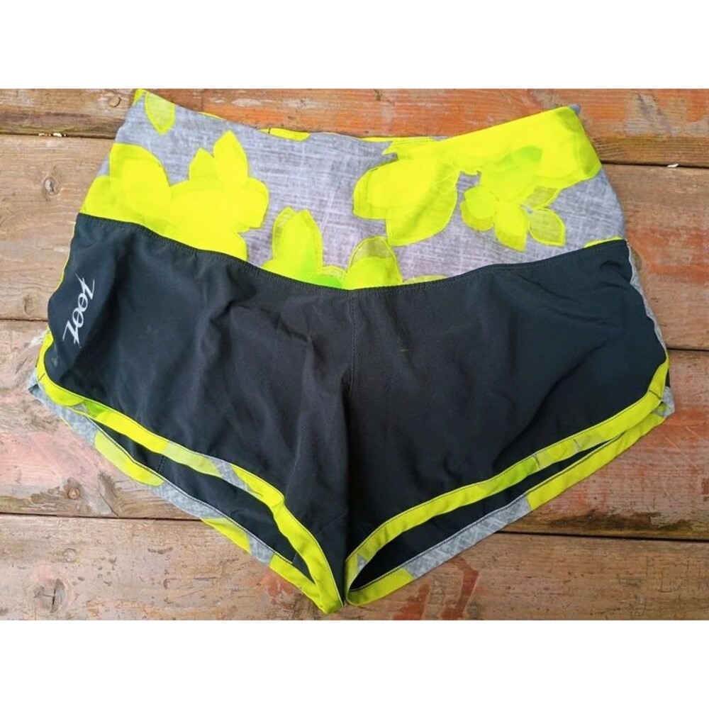 Zoot Women's sz Small Lined Running Shorts Black Green Floral